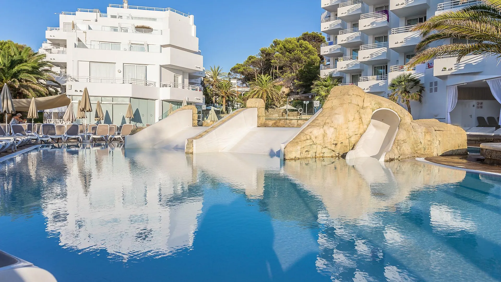 Fergus Style Cala Blanca Suites Santa Ponsa Hotel