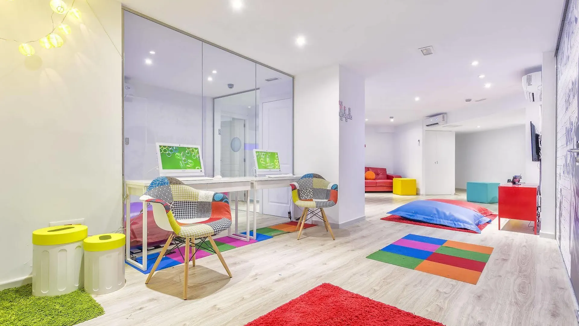Fergus Style Cala Blanca Suites Santa Ponsa 4*,  İspanya